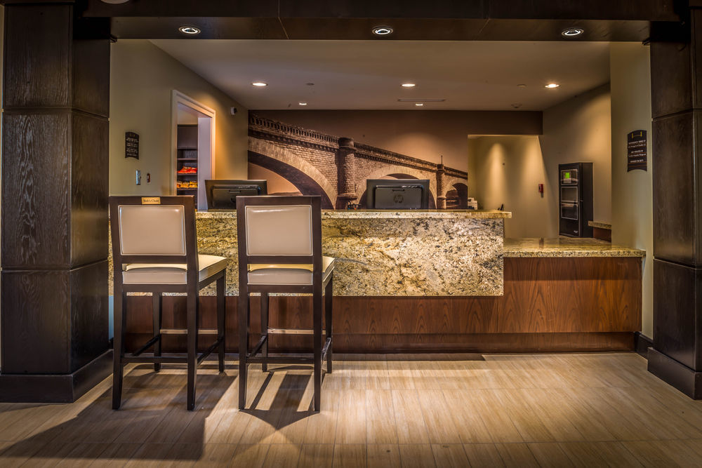 Staybridge Suites Corona South By Ihg Extérieur photo