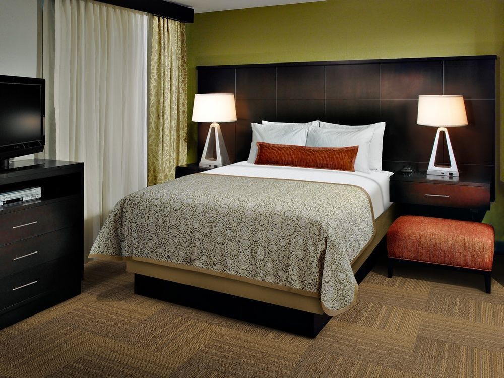 Staybridge Suites Corona South By Ihg Extérieur photo
