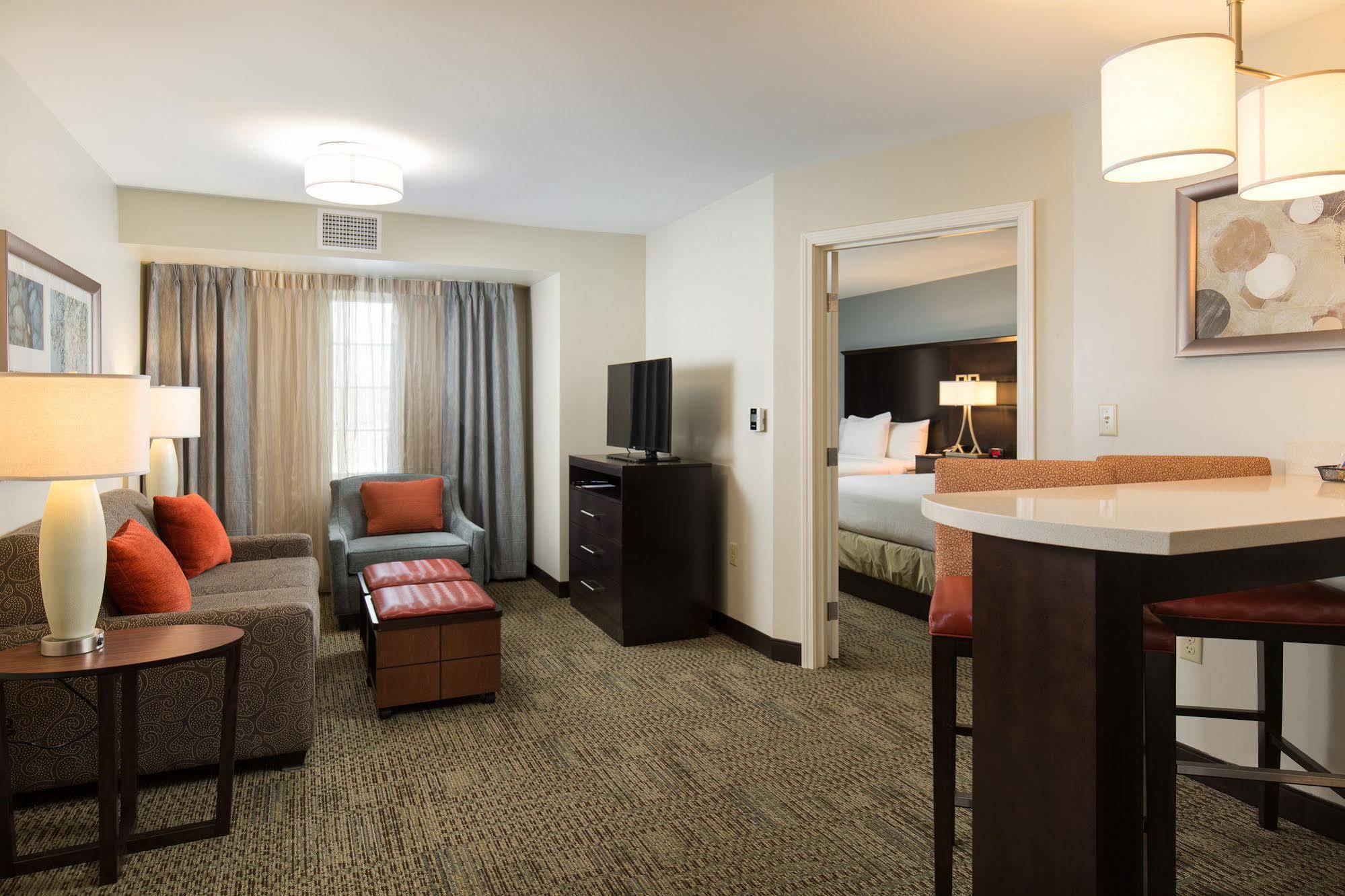 Staybridge Suites Corona South By Ihg Extérieur photo