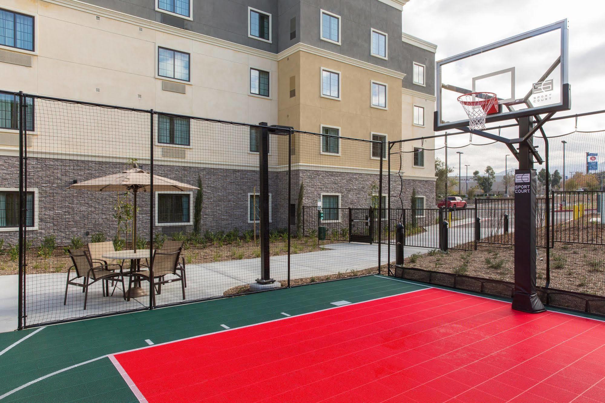 Staybridge Suites Corona South By Ihg Extérieur photo